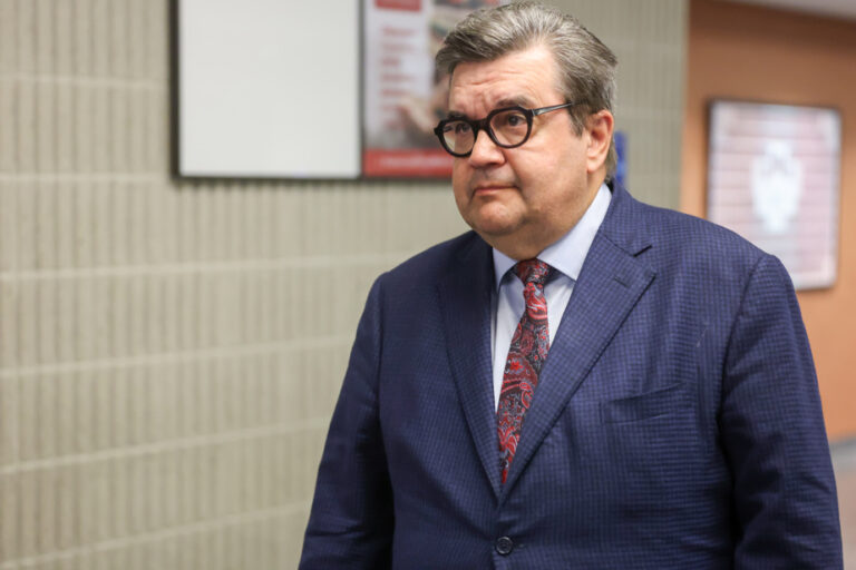 Formula E |  Denis Coderre testifies in the trial against Montreal