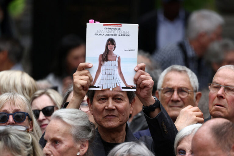 France says goodbye to Françoise Hardy