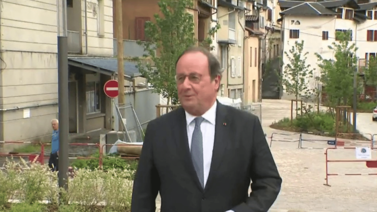 François Hollande candidate in Corrèze