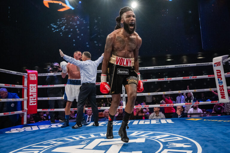 Gala at the Montreal Casino |  Patrice Volny wins by knockout.  technique at the expense of Steven Butler