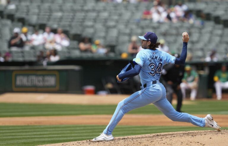 Gausman records first career shutout in 7-0 Blue Jays win