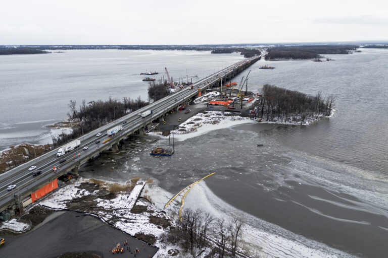 Île-aux-Tourtes Bridge |  A steel structure to limit the risk of new closures