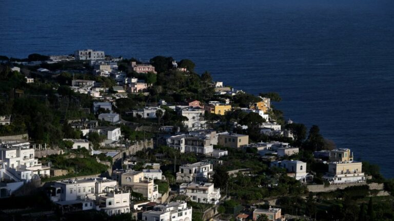 In Italy, the island of Capri closed to tourists due to water shortage