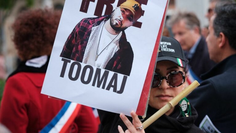 Iranian Supreme Court overturns death sentence for rapper Toomaj Salehi