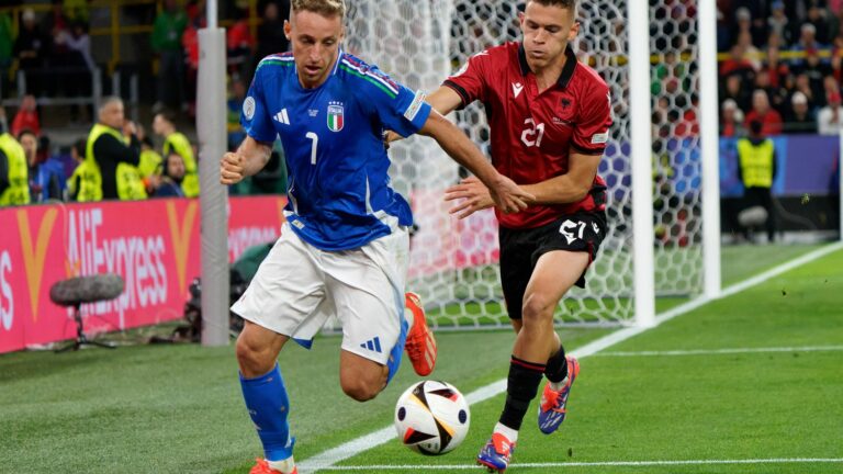 Italy, a title holder in reconstruction, facing the Spanish challenge