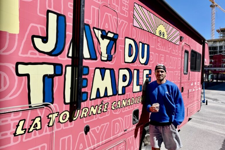 Jay Du Temple |  He runs and rolls to free his mind