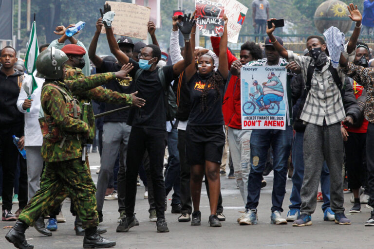 Kenya |  Thousands of young people in the streets against plans for new taxes