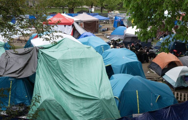 McGill pledges to impose “no disciplinary sanctions” on protesters if they dismantle their encampment