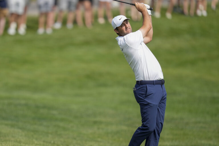 Memorial Tournament |  Scottie Scheffler leads by three strokes