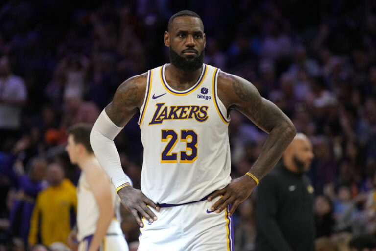 NBA |  LeBron James wants to sign a new contract with the Lakers