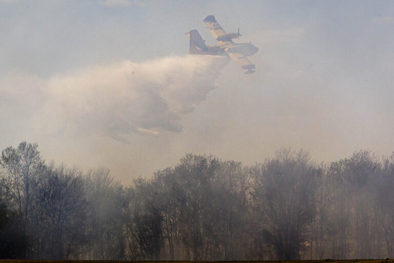 Newfoundland and Labrador |  Air tankers from Quebec and Ontario to fight forest fires