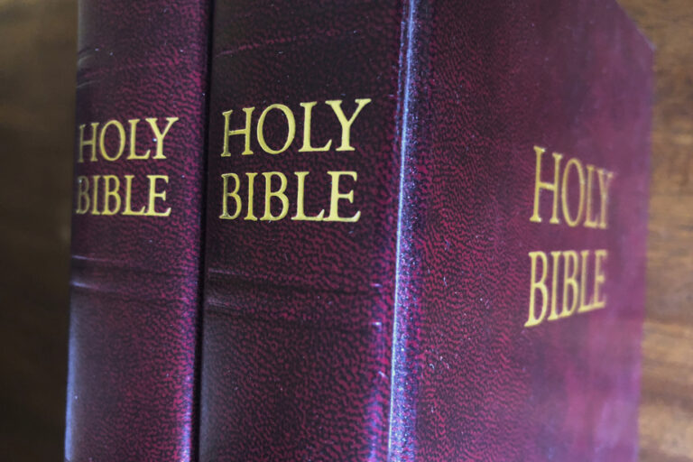 Oklahoma State Orders Bible Teaching in Schools