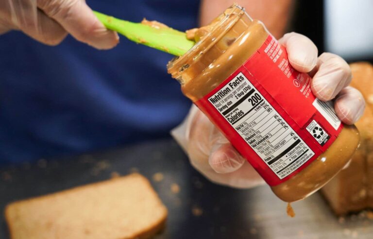 Peanut butter for babies to avoid allergies