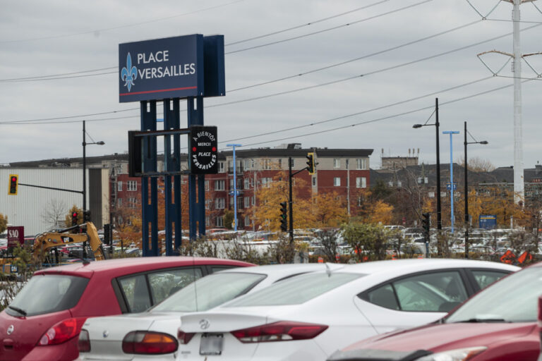 Place Versailles demolished to build 5,000 housing units