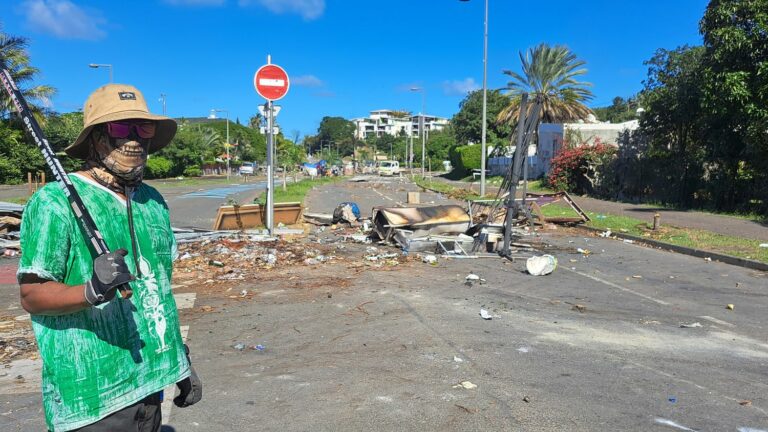 REPORTING.  In New Caledonia, Kanak independence youth want to “finish the work undertaken by the elders”