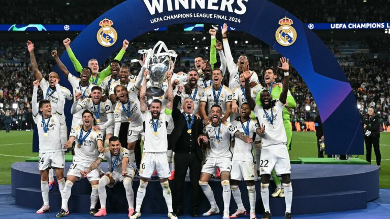 Real Madrid win the trophy for the 15th time by beating Borussia Dortmund in the final