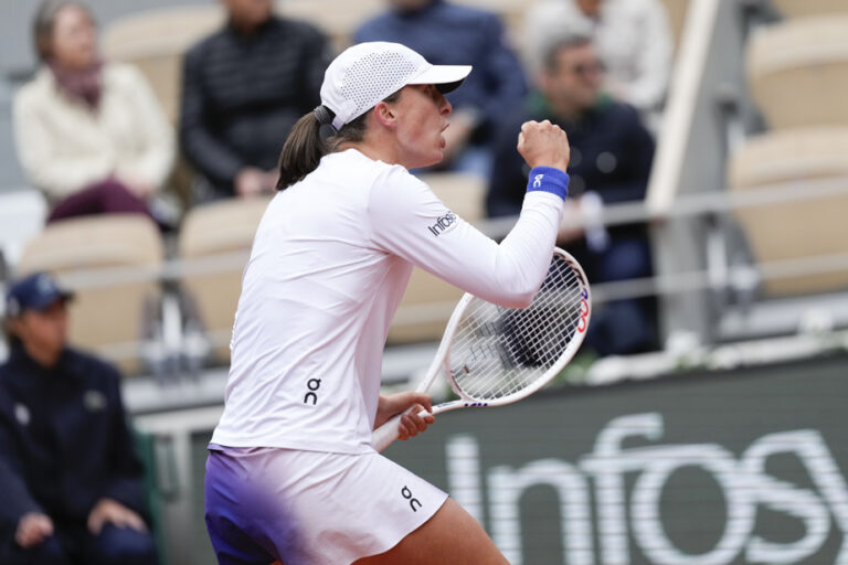 Roland-Garros |  Iga Swiatek and Coco Gauff easily move into quarters