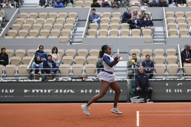 Roland-Garros |  Vacant seats in the main stadium disappointed the tournament director