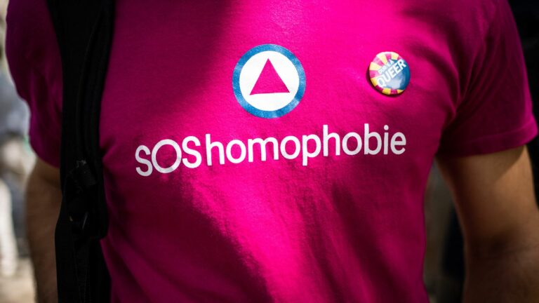 SOS Homophobia denounces Emmanuel Macron’s “extremely transphobic speech”