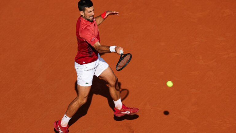 Serbian Novak Djokovic confirms his presence at the Games, two weeks after his knee operation