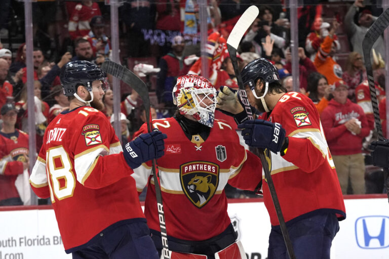 Stanley Cup Final |  The Panthers win the first game 3-0