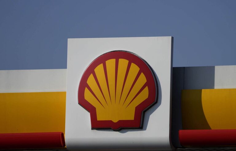 The Shell company implements its CO2 capture and storage projects in Canada