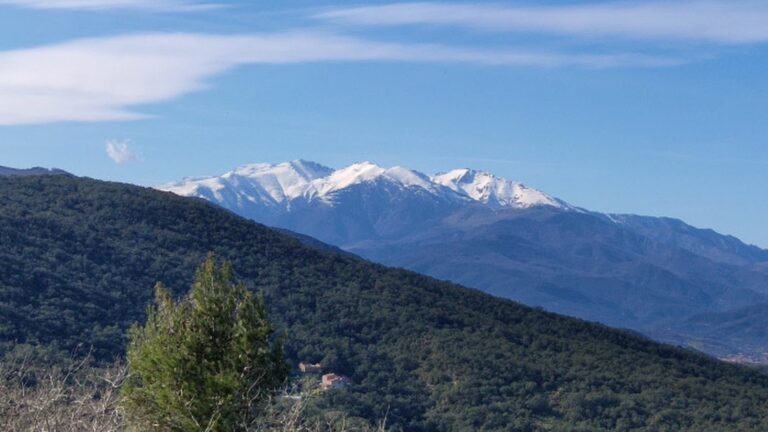 The height of the Canigou peak, in the Pyrénées-Orientales, has not changed for 20 years