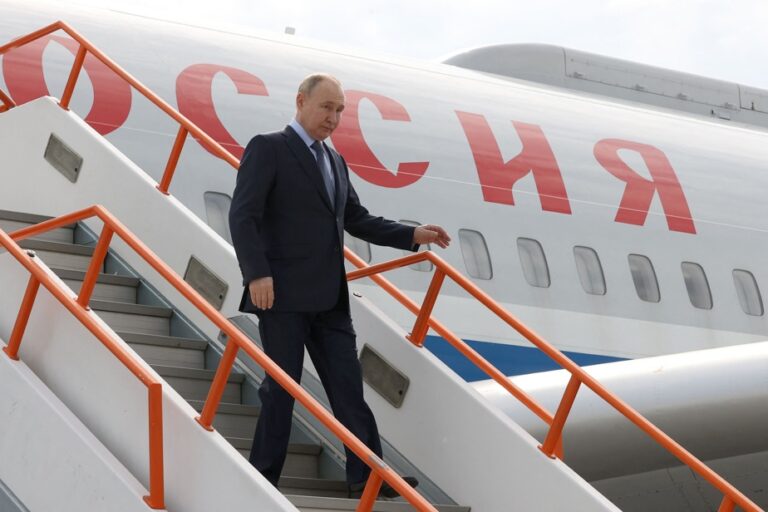 Vladimir Putin lands in North Korea