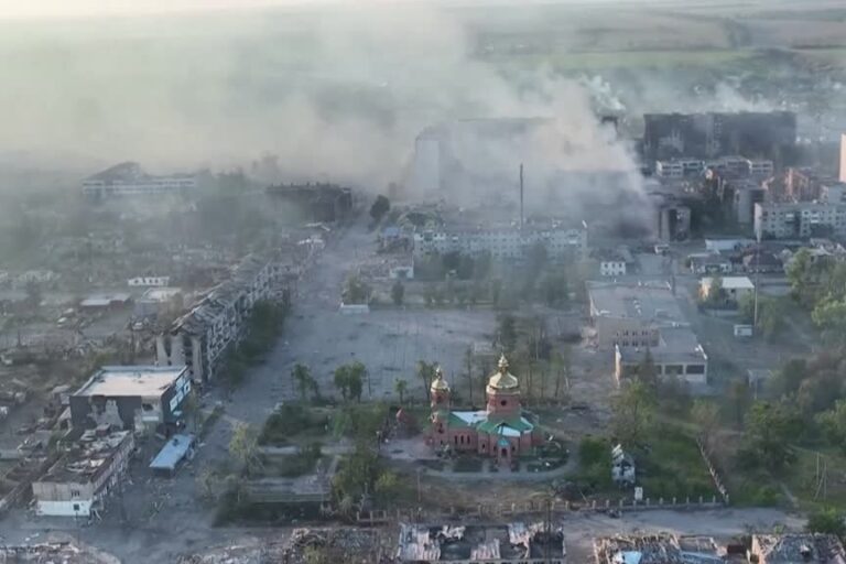 War in Ukraine |  Ukrainian army films destruction in Vovchansk