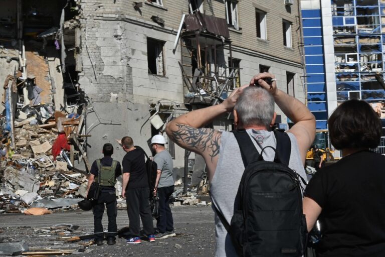 War in Ukraine, day 850 |  Russian strikes kill three people and injure around fifty in Kharkiv