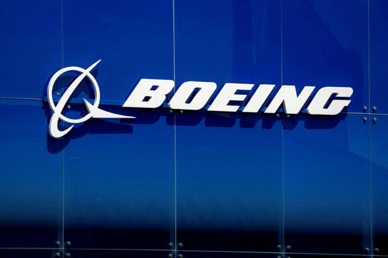 Washington wants Boeing to plead guilty to fraud in crashes