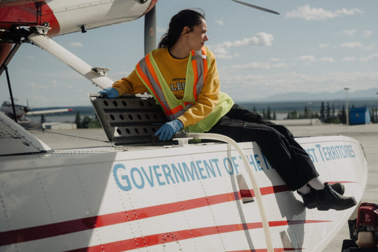 Wildfire spreads across Northwest Territories