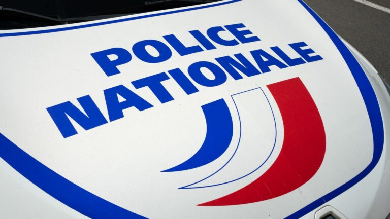 a motorist threatens to kill and injures a bus driver in Val-de-Marne