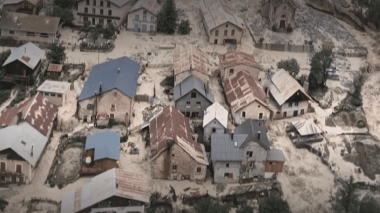 how to explain the extraordinary flood which devastated the hameur of La Bérarde