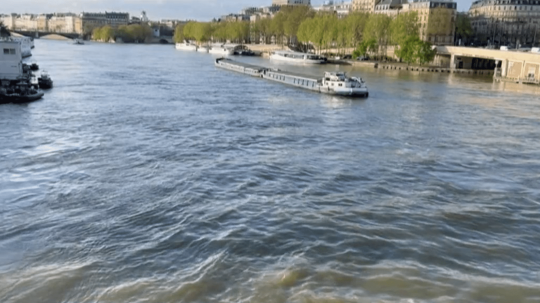 one month before the tests, the Seine is still too polluted