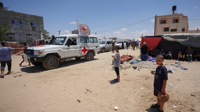 the International Committee of the Red Cross in Gaza announces the death of 22 people in shooting which damaged its office