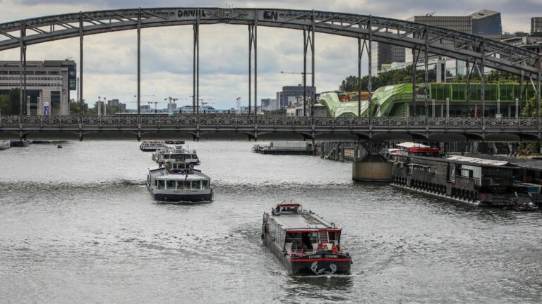 the rehearsal of the opening ceremony planned for Monday is postponed due to the high flow of the Seine