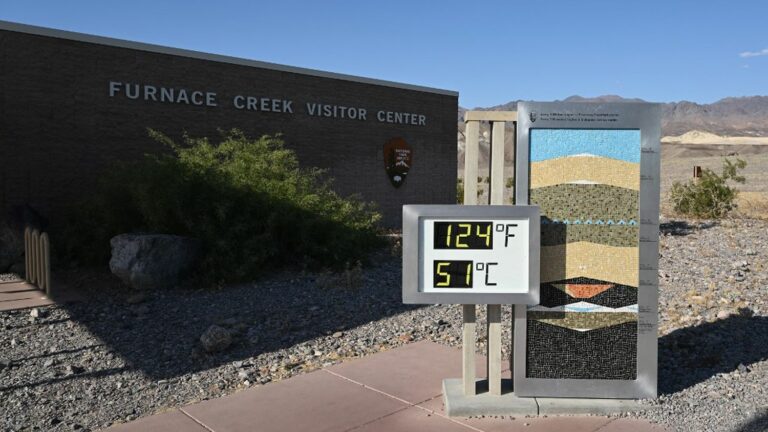 the western United States hit by an extreme heat wave