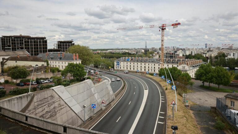 towards a total reopening just before July 26 for the Olympics?