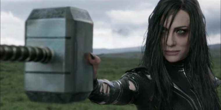 Hela de Ragnarok est un meilleur méchant que vous ne vous en souvenez