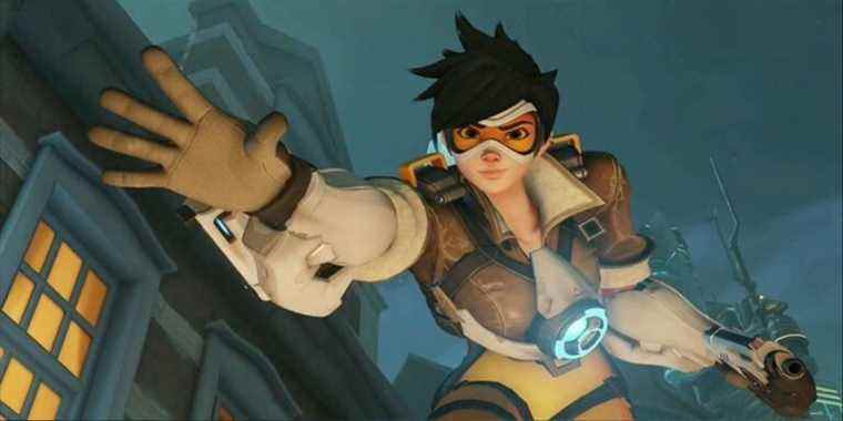 Overwatch Fan Art incroyablement détaillé se concentre sur Tracer