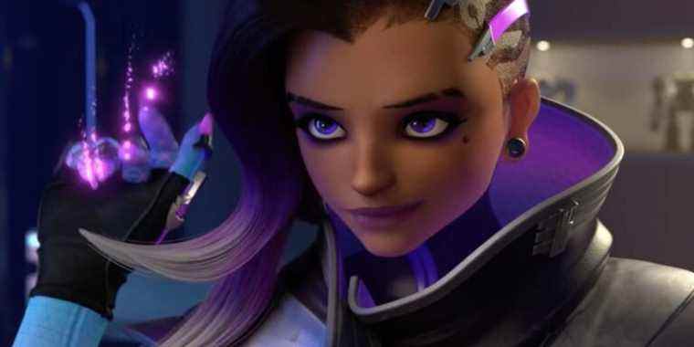 Un fan d’Overwatch partage l’impressionnant concept de skin Sombra du chapelier fou