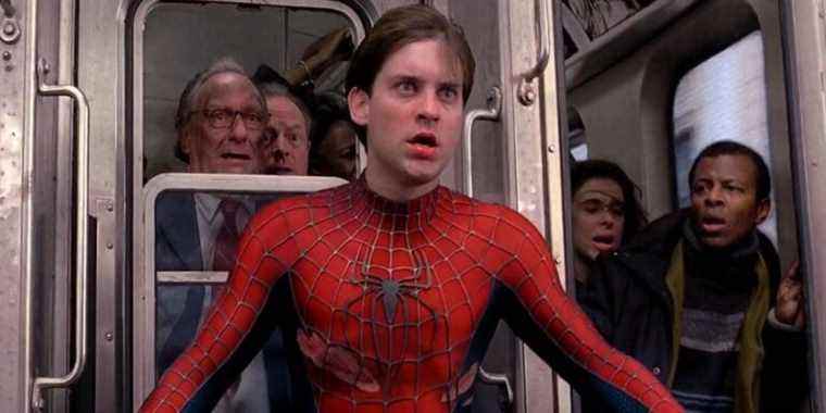 L’artiste réimagine les films Spider-Man de Sam Raimi comme des couvertures de bandes dessinées classiques