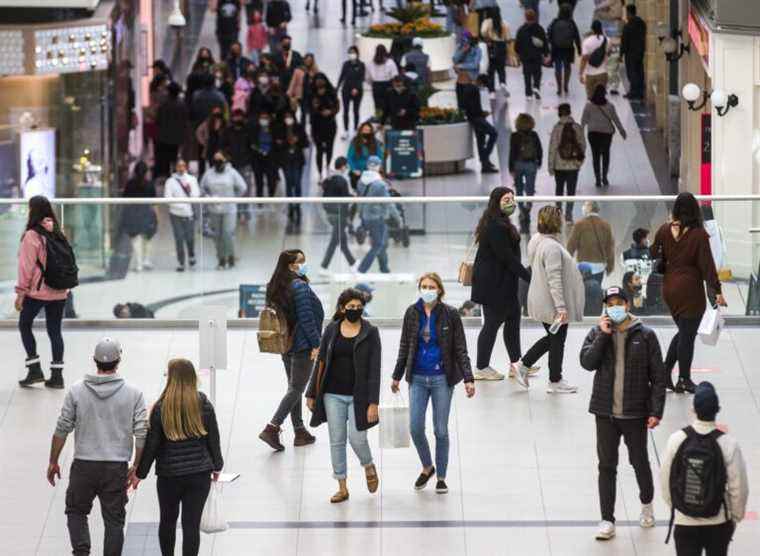 Les Canadiens se sentent stressés et épuisés financièrement pour les vacances : sondage