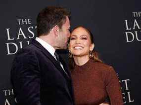 Ben Affleck et Jennifer Lopez assistent à la première de 