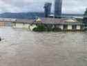 Inondations à la ferme familiale de Leeuw dans la prairie de Sumas le 23 novembre 2021.