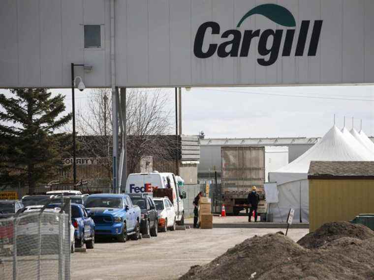 La menace de grève chez Cargill augmente dans l’usine de l’Alberta alors que les travailleurs rejettent l’accord