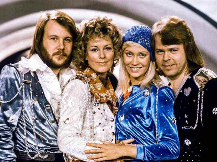 ARGENT, ARGENT, ARGENT : ABBA poursuit le groupe de reprises d’Abba Mania