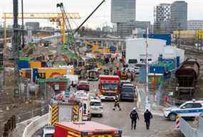 La police et les pompiers sécurisent mercredi un chantier de construction à Munich, en Allemagne, après l'explosion d'une bombe datant de la Seconde Guerre mondiale qui a blessé quatre personnes.  Compte tenu de la forte participation de l'ARC aux raids visant Munich, il n'est pas inconcevable que la bombe ait pris naissance dans le ventre d'un Lancaster piloté par des Canadiens.