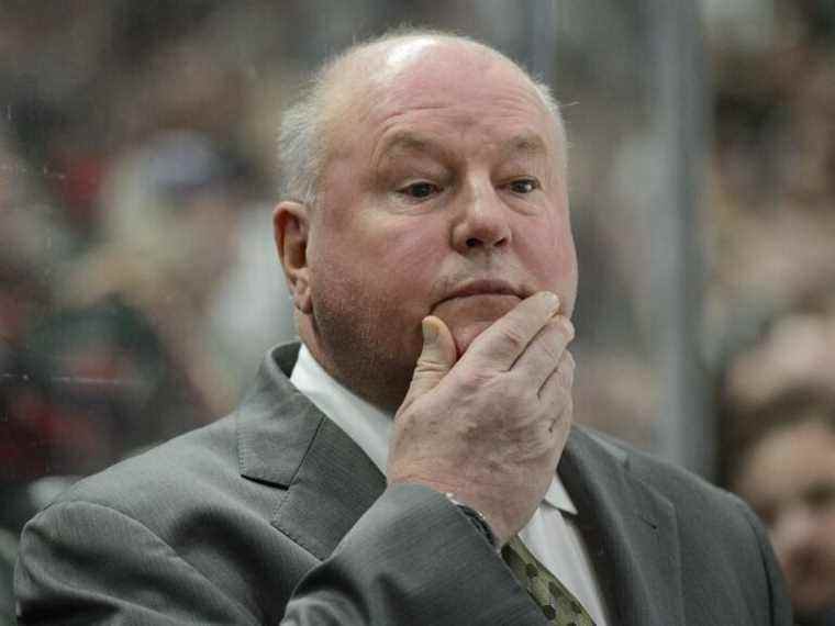 Bruce Boudreau remplacerait Travis Green derrière le banc des Canucks